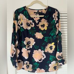 Banana Republic Long Sleeve Flowy Top, Size XS